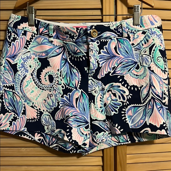 Lilly Pulitzer Shorts - Picture 1 of 3